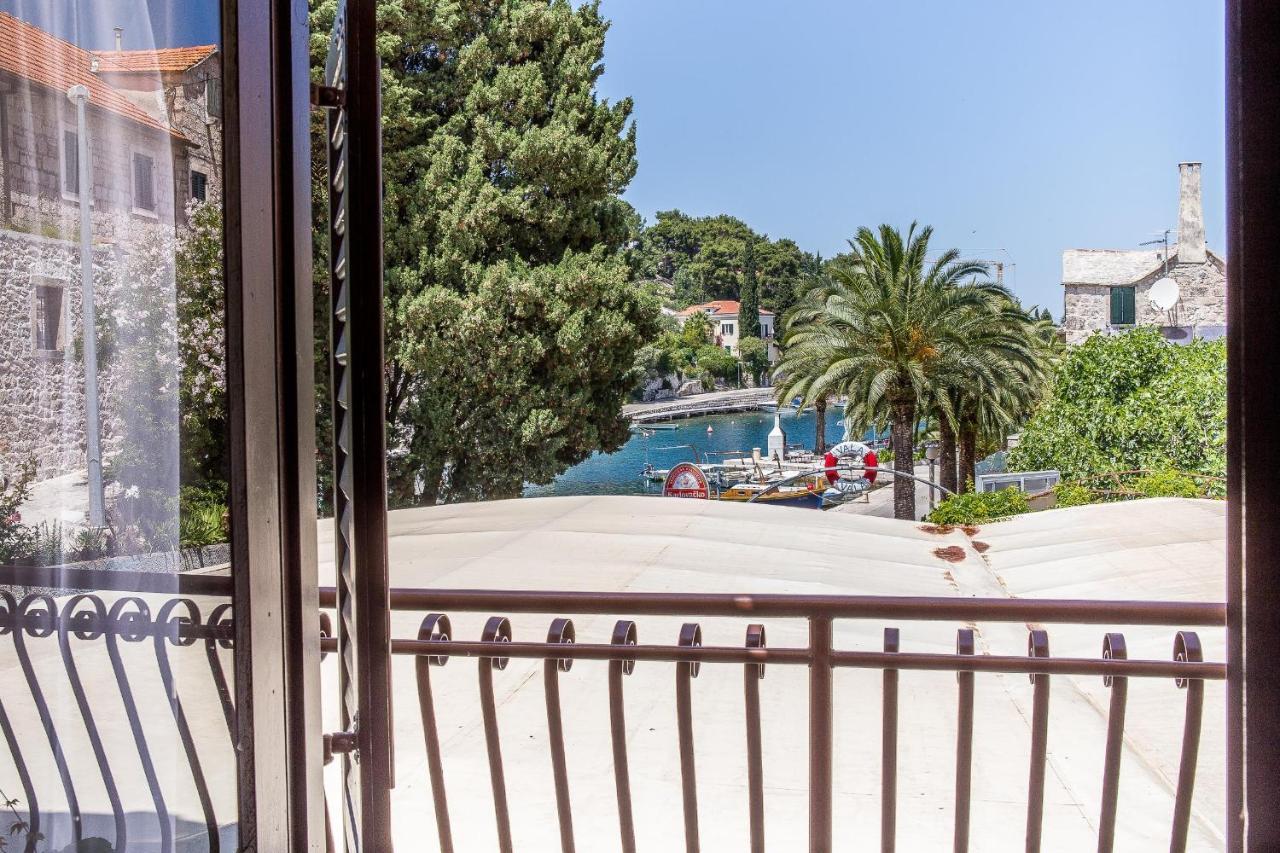 Apartments&Rooms Drpić Splitska Zewnętrze zdjęcie